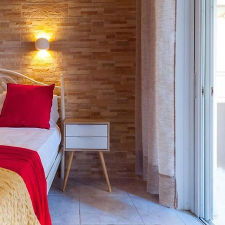 Апартаменты Jenny'S Flat Near The Sea Galatas  Экстерьер фото